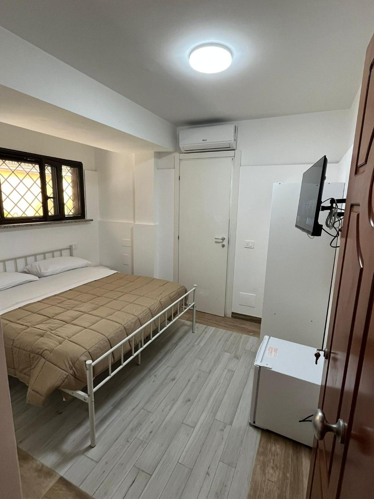 Aurora Rooms Pomigliano d'Arco Exterior foto