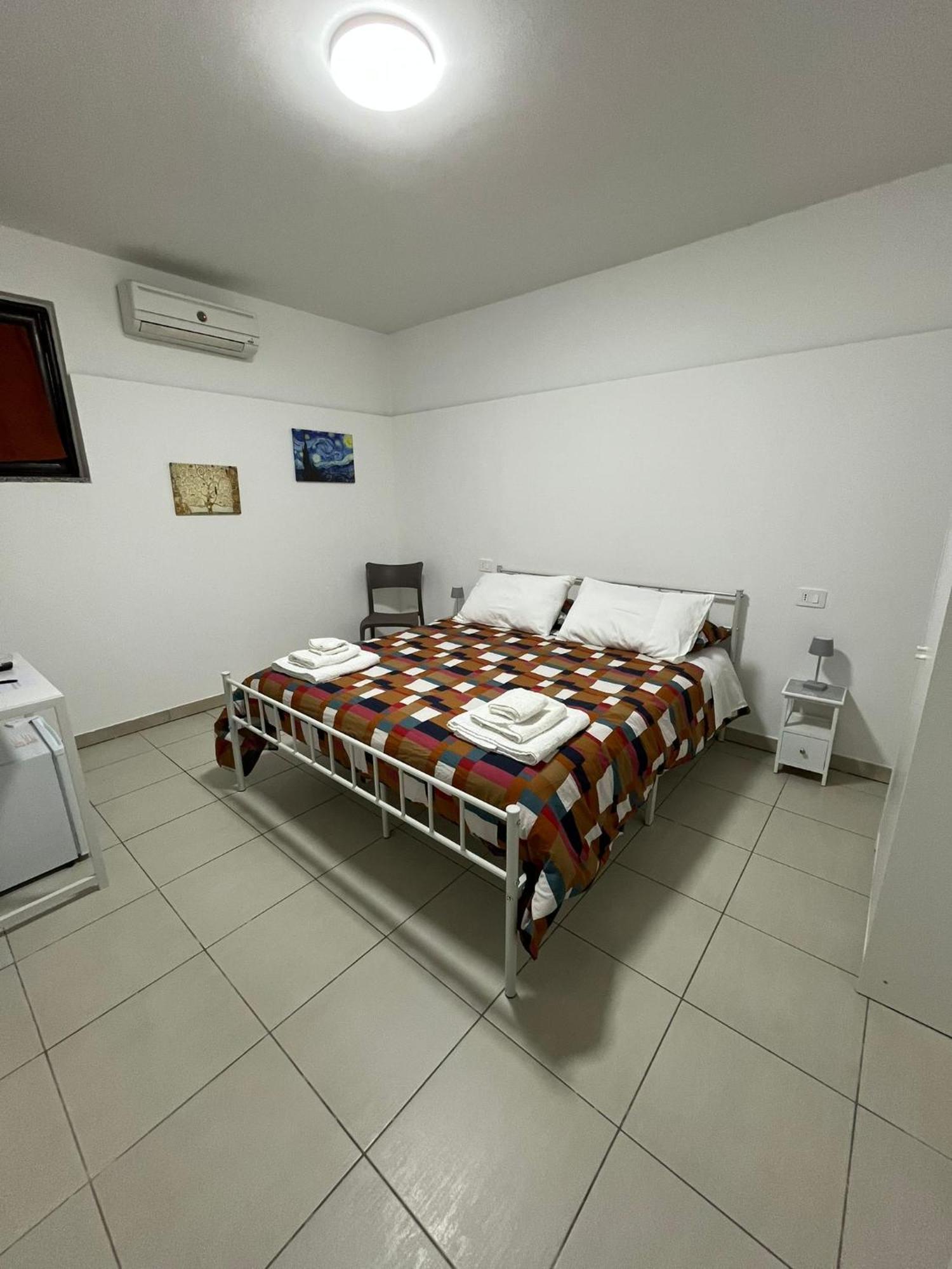 Aurora Rooms Pomigliano d'Arco Exterior foto