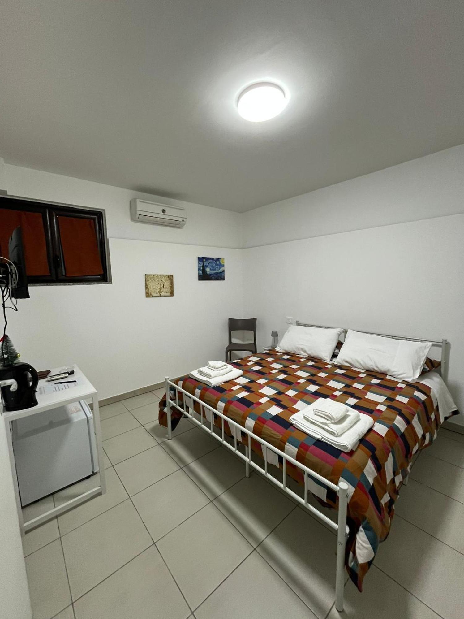 Aurora Rooms Pomigliano d'Arco Exterior foto