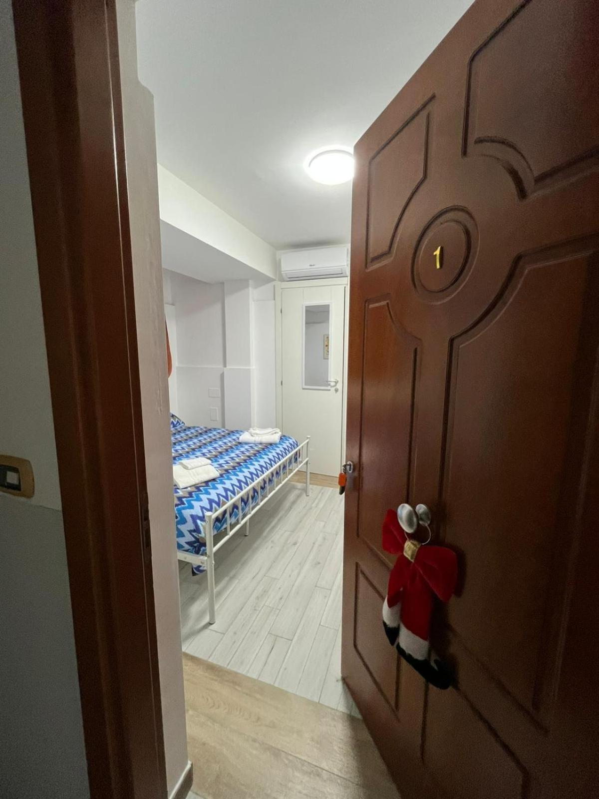 Aurora Rooms Pomigliano d'Arco Exterior foto